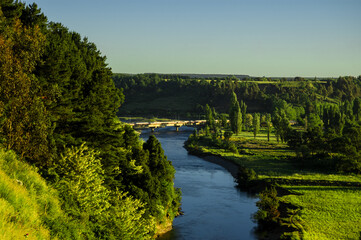 Fototapeta premium Paisajes naturaleza arboles rio campo volcanes pastizales cascada de agua Chile cuidad de Mulchen