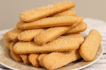 Delicious crispy biscuit coated with sugar crystals.