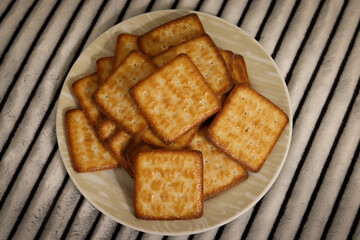 Delicious crispy wafer, slightly sweet and coated with sugar crystals.