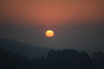 puesta de sol en verano en Asturias