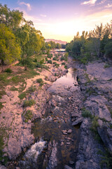 Atardecer en el Río Mina Clavero, Córdoba, Argentina