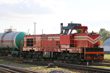 Fototapeta na wymiar shunting diesel locomotive at a railway station