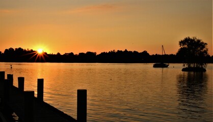 Obraz premium Sonnenaufgang am Chiemsee