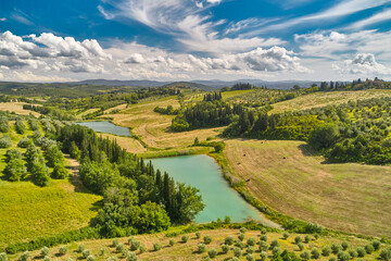 Fototapeta na wymiar panoramic view of tuscany countryside in italy