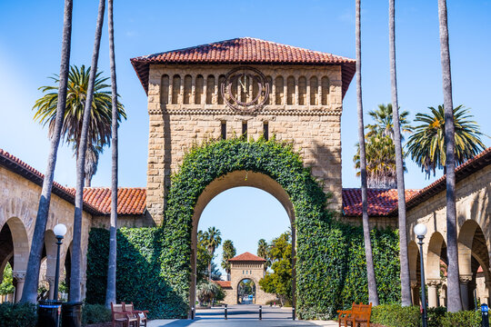 February 20, 2018 Palo Alto / CA / USA - Entrance to the Main Quad at Stanford University; Ivy growing on decorative arches