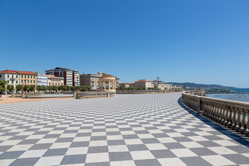 Fototapeta na wymiar Livorno Meer Promenade
