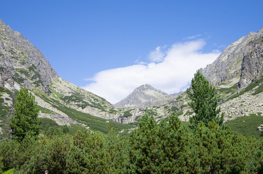 High Tatras,  Waterfall "Skok", "Mlynická dolina", view to "Štrbský štít"