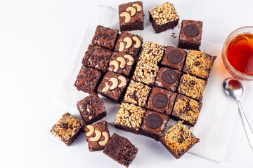 Brownies unordered with tea