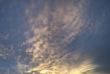 Fototapeta premium White clouds are floating in the blue sky.