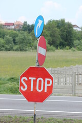 STOP