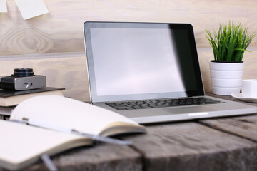 Fototapeta premium Laptop, page, table.