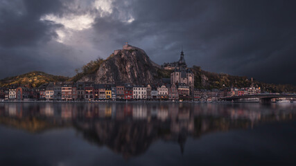 Fototapeta premium Stormy Dinant