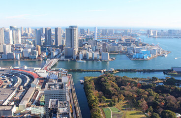 Fototapeta na wymiar 汐留から東京湾を一望