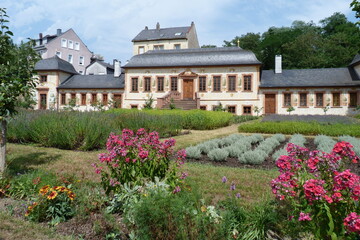 Fototapeta na wymiar Darmstadt Pretlack'sches Gartenhaus im Prinz-Georg-Garten