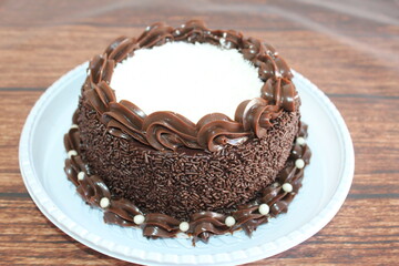 Prestigious cake
