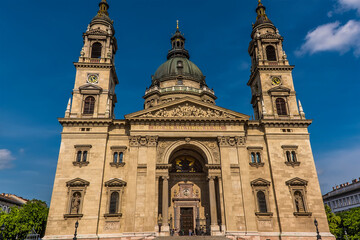 A view across St Stephens Square towards the Basilica that bears the same name in the summertime