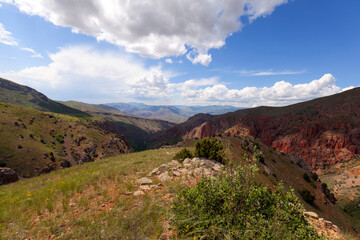 Obraz premium Mountain landscape with blue sky and clouds in summer