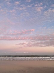 Obraz na płótnie Canvas sunrise on beach