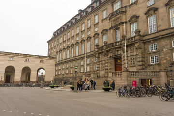 Obraz premium Christiansborg Palace in winter time in Copenhagen, Denmark.