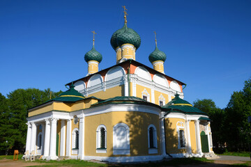 Fototapeta na wymiar Transfiguration cathedral (Preobrazhensky cathedral, 1713). Uglich Kremlin, Yaroslavl Oblast, Russia.