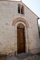 Fototapeta na wymiar church of san martino of spello in the upper area