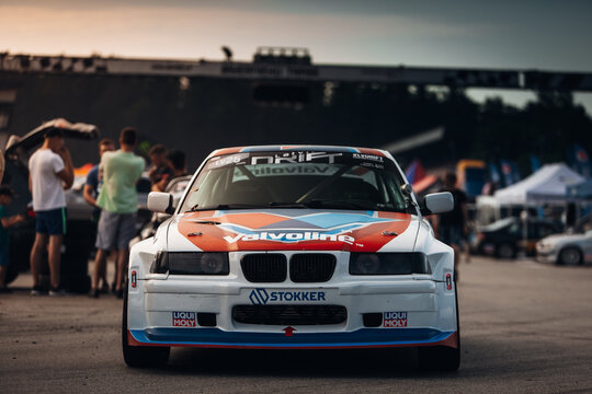 BMW M3 E36 Valvoline Team At The Paddock