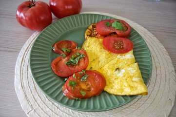 Omelette mit Tomaten