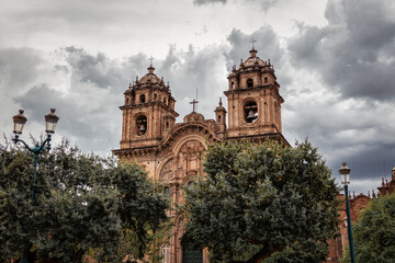 Fototapeta na wymiar Cuzco, Peru, Iglesia de la Compania de Jesus en la Plaza de Armas