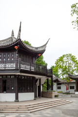 Obraz premium Traditional Chinese architecture in South Lake scenic area in Jiaxing, China