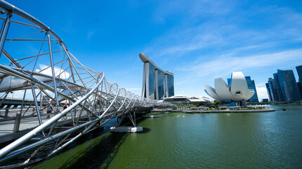 Helix Bridge de Singapura na Marina Bay 