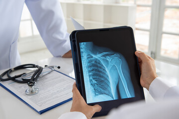 doctor team X-ray