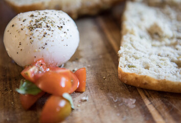bread, tomatoes and cheese