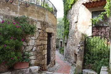 Naklejka premium Ruelle du village de Eze, ville de Eze, département des Alpes Maritimes, France