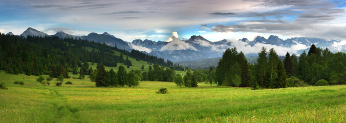 Jurg&oacute;w - Panorama na Tatry - Rysy