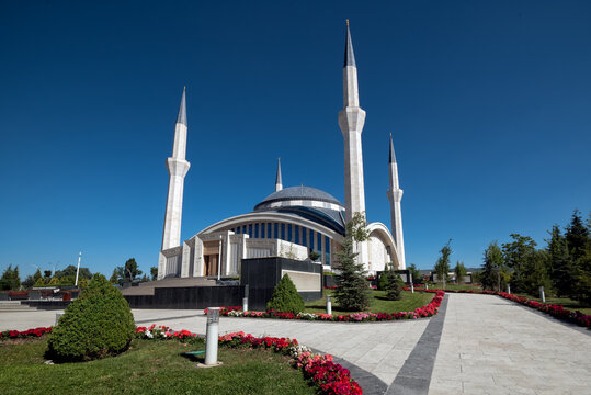 Ahmet Hamdi Akseki Mosque - Ankara