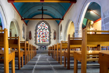 Fototapeta na wymiar Ile-Tudy. La tribune et le fond de l'église Saint-Tudy. Finistère. Bretagne