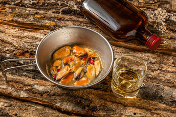 ムール貝のワイン蒸し　Camp food mussel white wine steamed