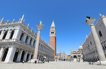 Piazza San Marco with columns but without people due to the coro
