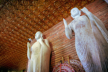 lord Buddha statues in sri lanka 