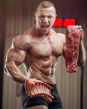 Fitness man at workout in gym