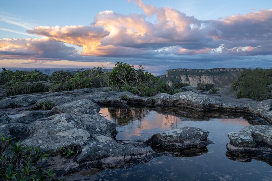 Vista aérea do Morro do Pai Inácio, Parque Nacional da Chapada Diamantina,  no Brasil. Planeta fantástico do Canyon, Banco de Video - Envato Elements