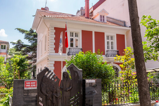 Baris Manco House in Moda, Istanbul, Turkey