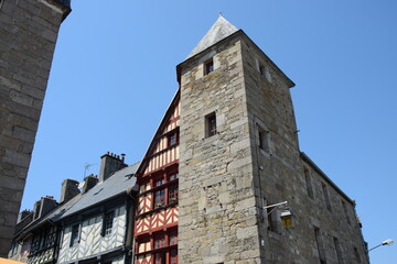 Fototapeta na wymiar Turm in Treguier, Bretagne, Frankreich