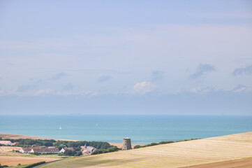 Escalles dans le Pas-de-Calais en France au bord de la Manche dans le parc des Deux-Caps en été
