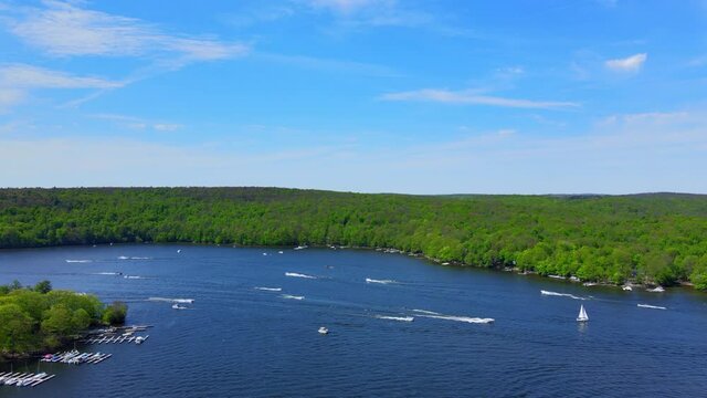 Boats boating on Lake Wallenpaupack Pennsylvania Mountain