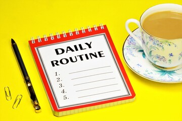 Daily routine - writing text on a Notepad, scheduling tasks, and a list of tasks and reminders.