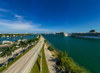 Fototapeta na wymiar Aerial photo cruise ships at Port Miami FL