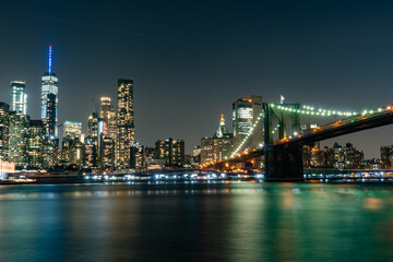 Fototapeta na wymiar Manhattan Skyline from Brooklyn in Long Exposure