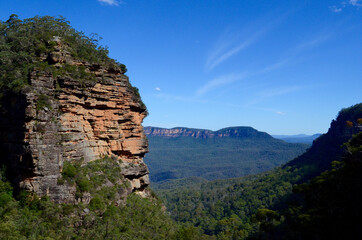Fototapeta na wymiar A view of the Blue Mountains from near Leura Cascades west of Sydney, Australia