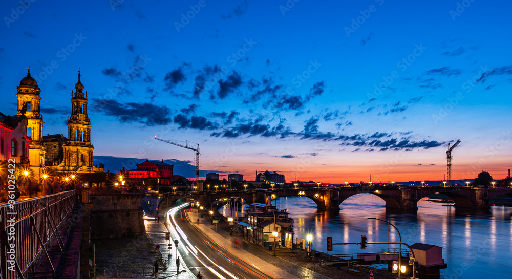 Wall mural Sunset in Dresden city